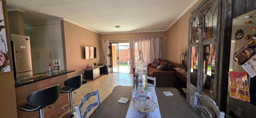 3 Bedroom Property for Sale in Sinoville Gauteng