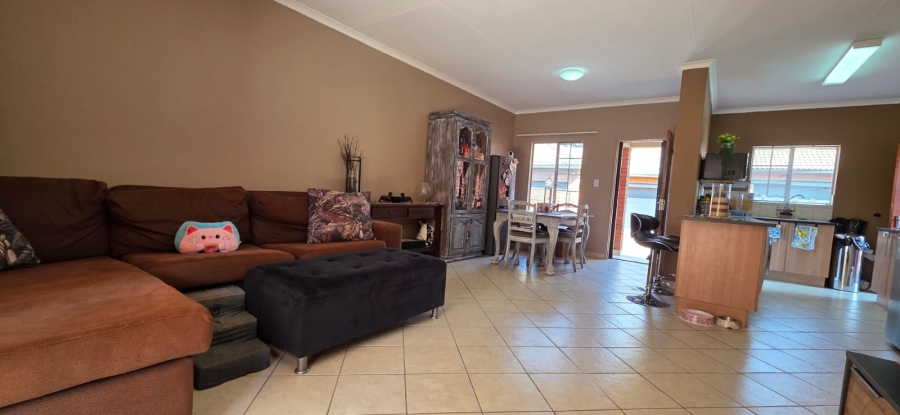 3 Bedroom Property for Sale in Sinoville Gauteng