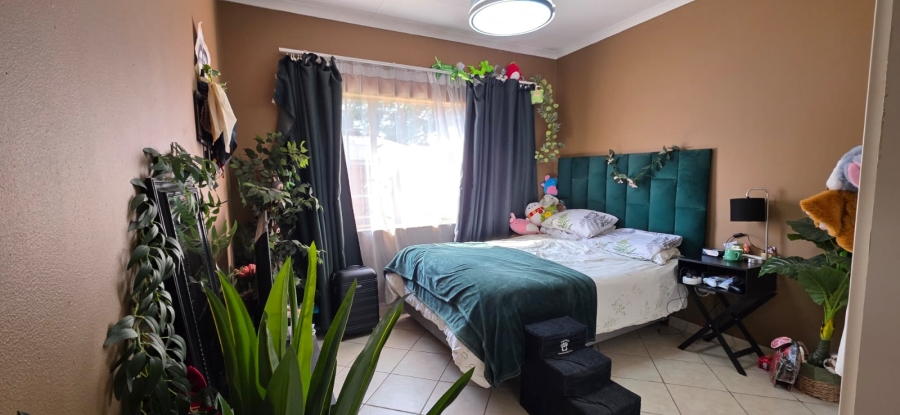 3 Bedroom Property for Sale in Sinoville Gauteng