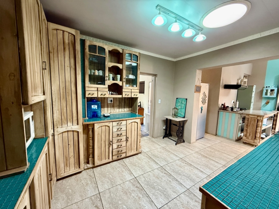 4 Bedroom Property for Sale in Ninapark Gauteng