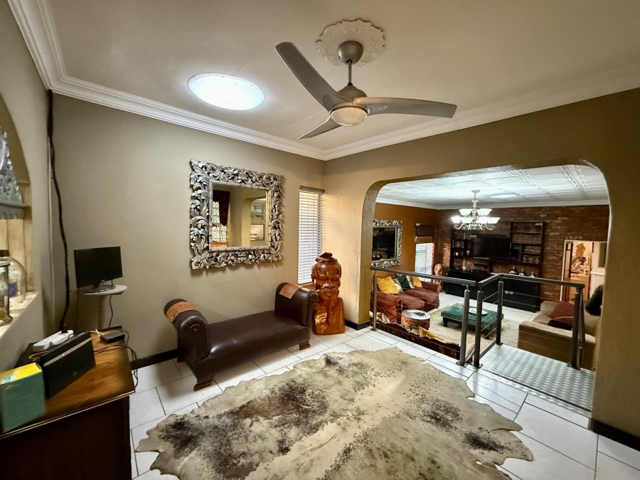 4 Bedroom Property for Sale in Ninapark Gauteng