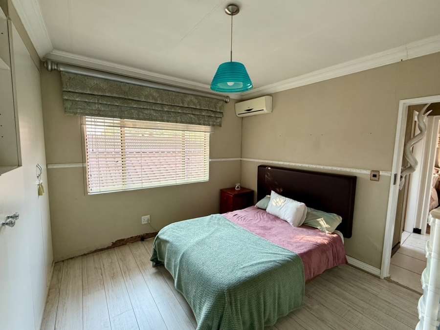 4 Bedroom Property for Sale in Ninapark Gauteng
