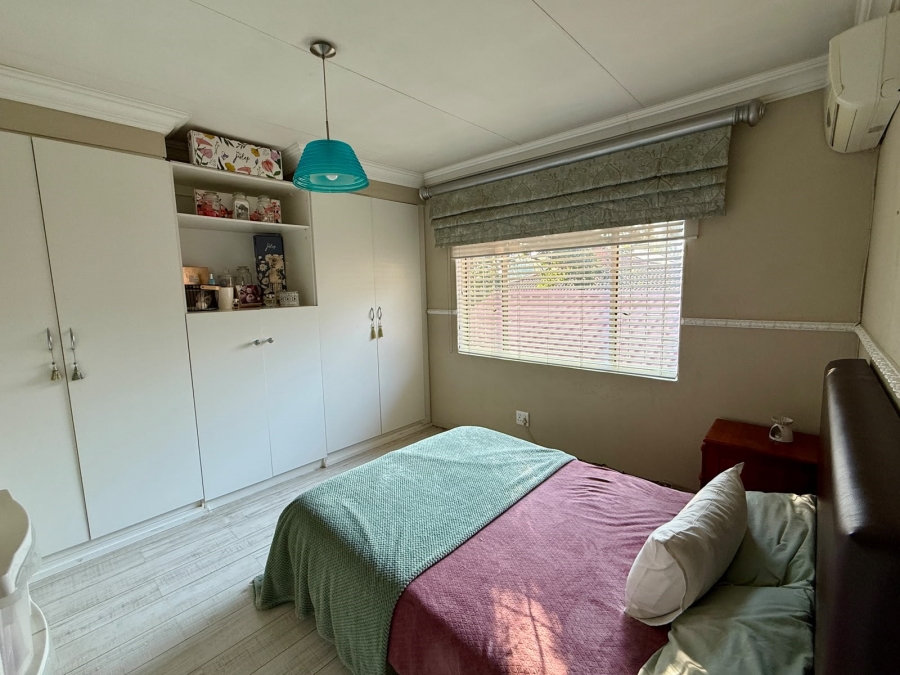 4 Bedroom Property for Sale in Ninapark Gauteng