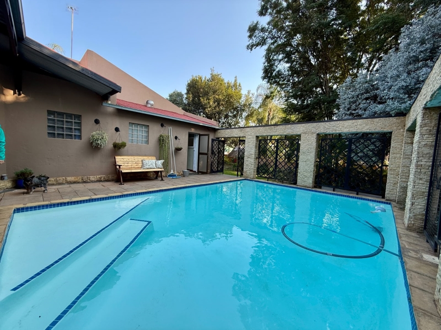 4 Bedroom Property for Sale in Ninapark Gauteng