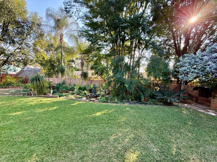 4 Bedroom Property for Sale in Ninapark Gauteng