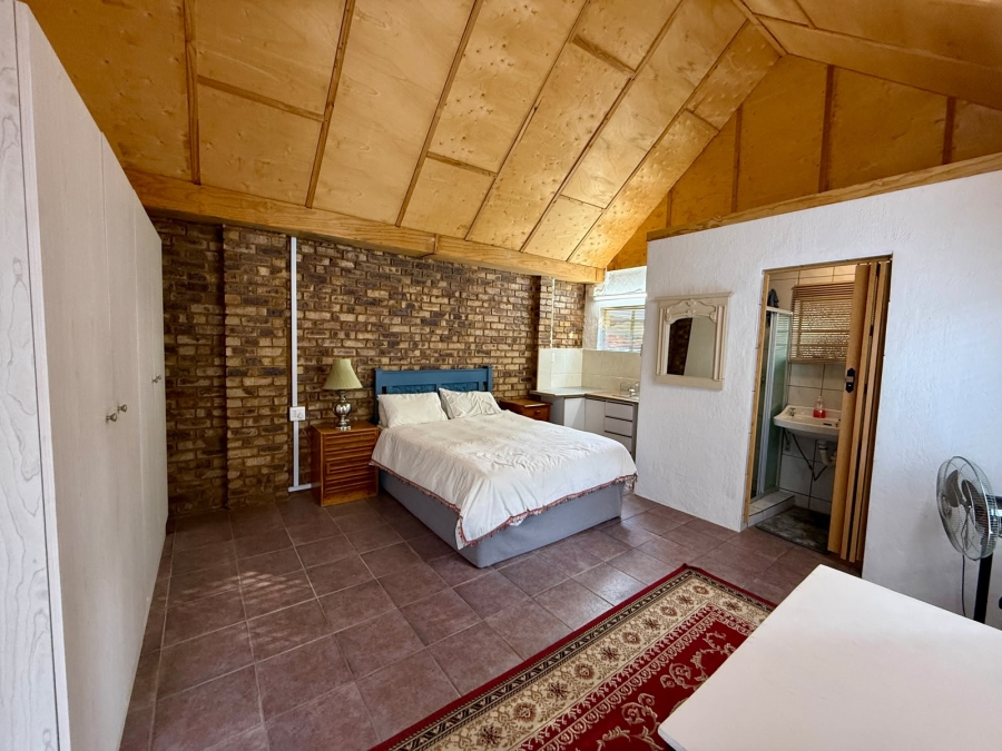 4 Bedroom Property for Sale in Ninapark Gauteng