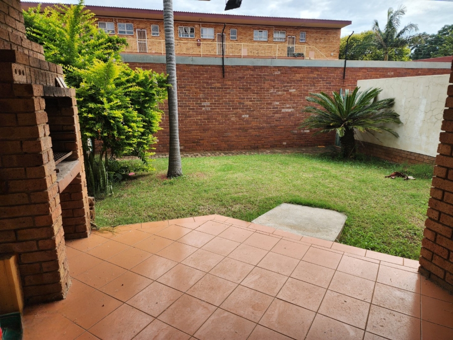 2 Bedroom Property for Sale in Pretoria North Gauteng