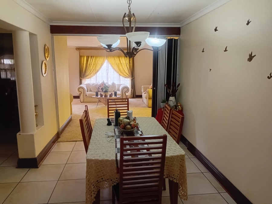 4 Bedroom Property for Sale in Montana Tuine Gauteng
