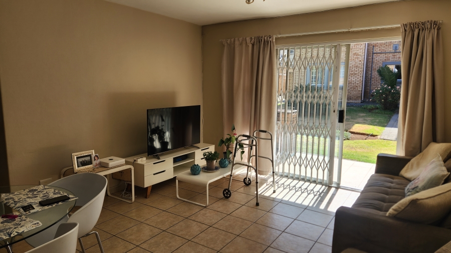 2 Bedroom Property for Sale in Meyersdal Gauteng