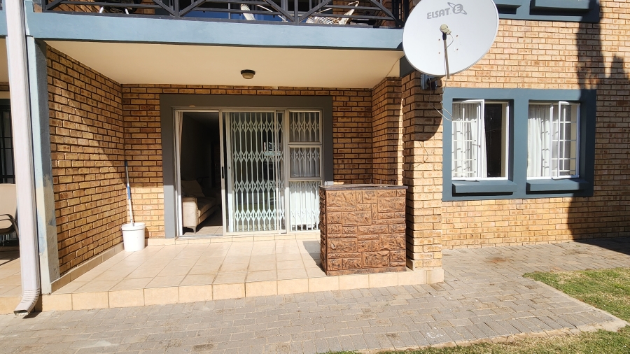 2 Bedroom Property for Sale in Meyersdal Gauteng