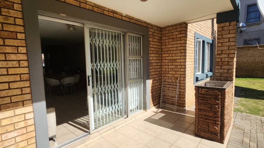 2 Bedroom Property for Sale in Meyersdal Gauteng