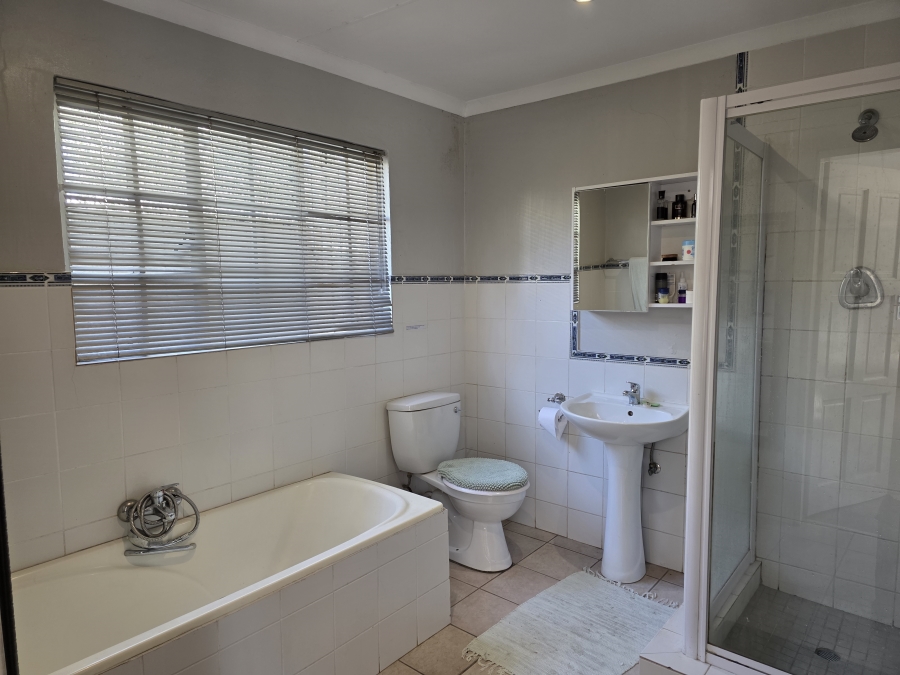 To Let 1 Bedroom Property for Rent in Morningside Gauteng