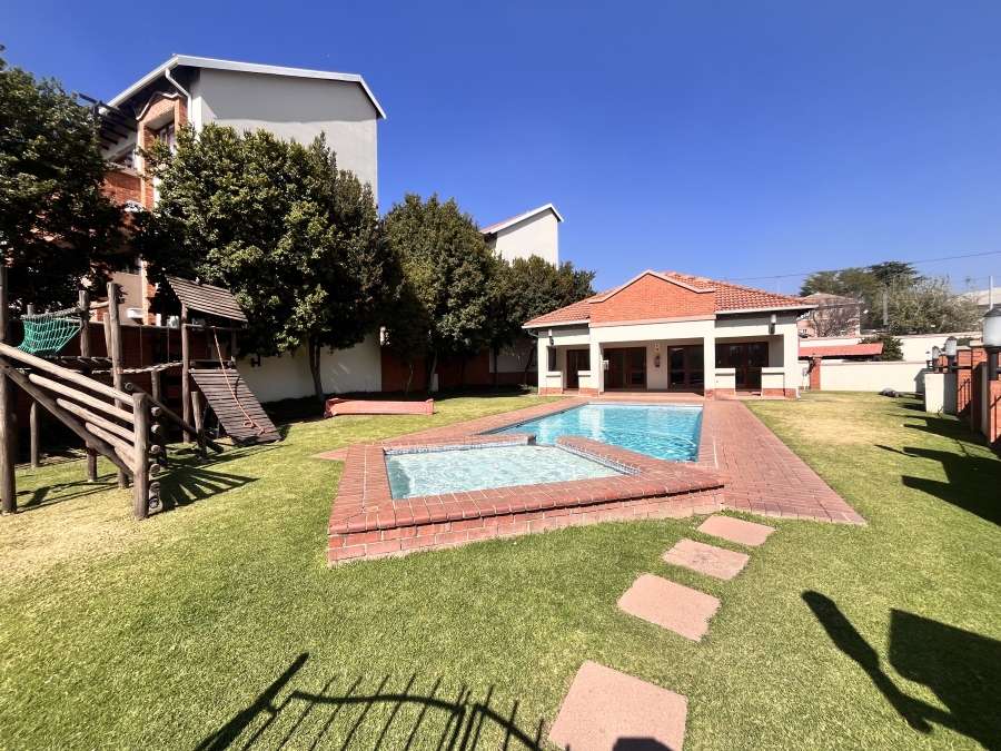 1 Bedroom Property for Sale in Paulshof Gauteng