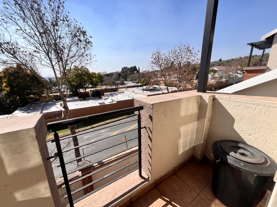 1 Bedroom Property for Sale in Paulshof Gauteng