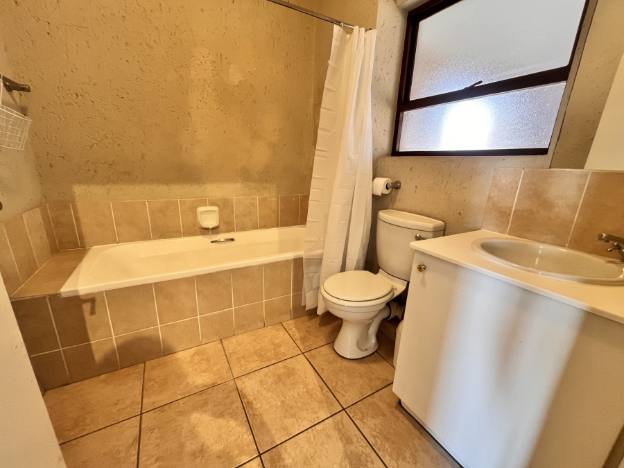 1 Bedroom Property for Sale in Paulshof Gauteng