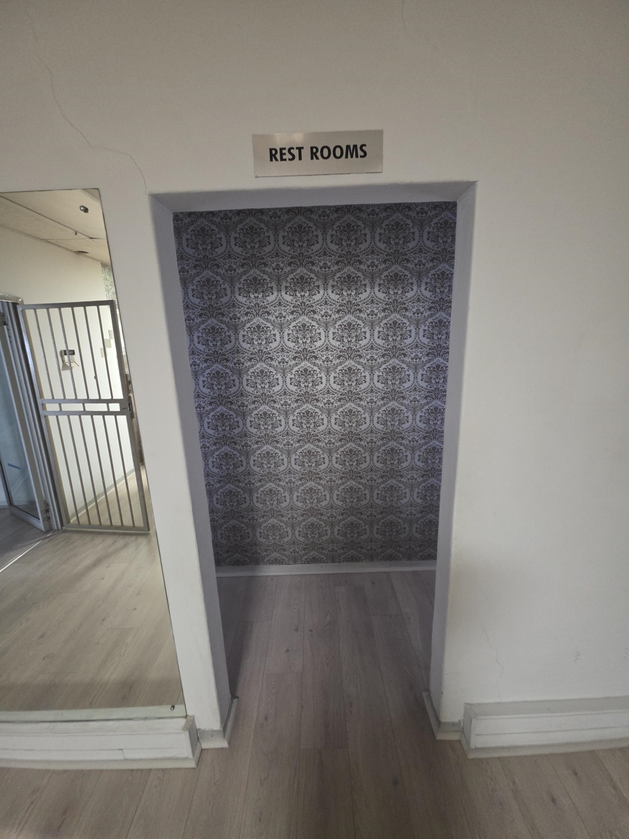 To Let Commercial Property for Rent in Garsfontein Gauteng