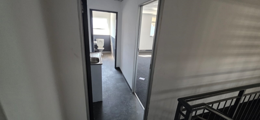 To Let Commercial Property for Rent in Jet Park Gauteng