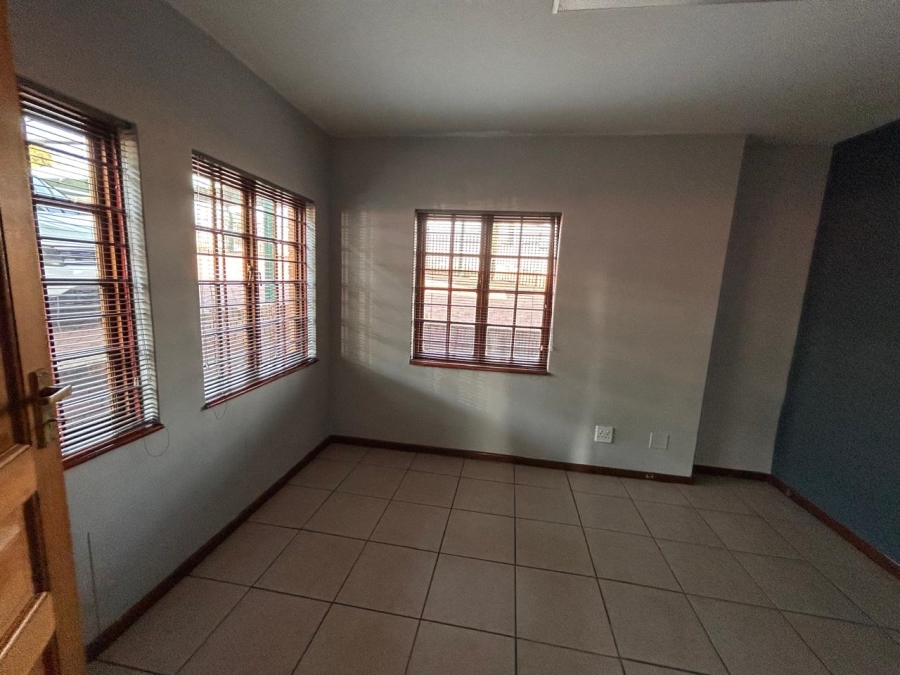 To Let Commercial Property for Rent in Highveld Gauteng