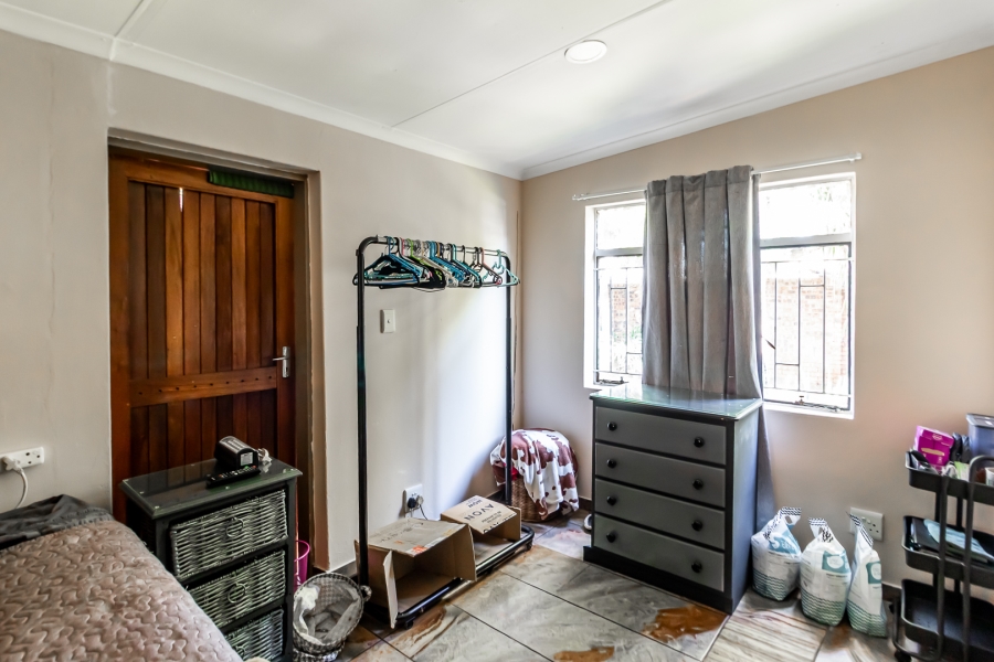 4 Bedroom Property for Sale in Waverley Gauteng