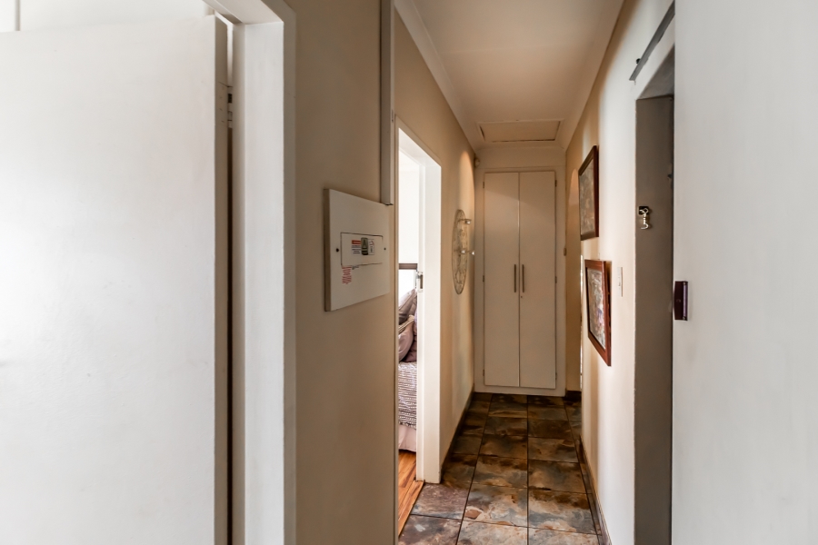 4 Bedroom Property for Sale in Waverley Gauteng