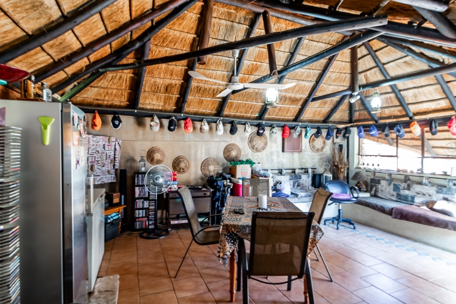 4 Bedroom Property for Sale in Waverley Gauteng