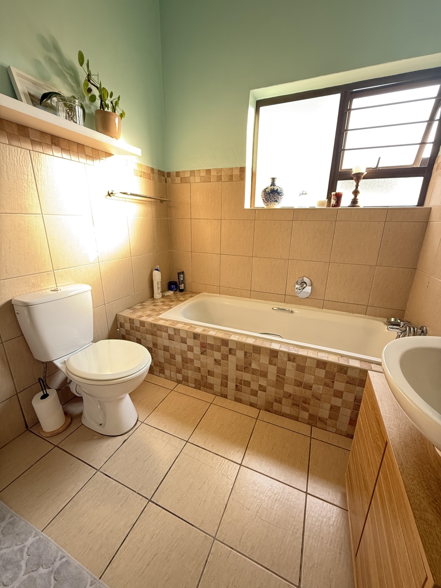 To Let 3 Bedroom Property for Rent in Olympus AH Gauteng