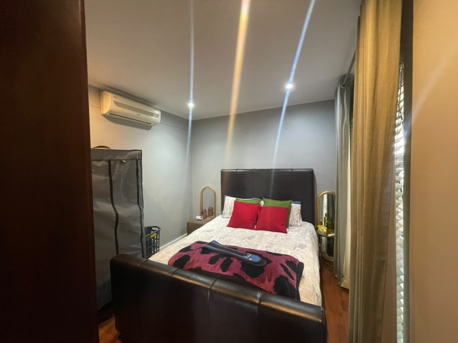 2 Bedroom Property for Sale in Morningside Gauteng