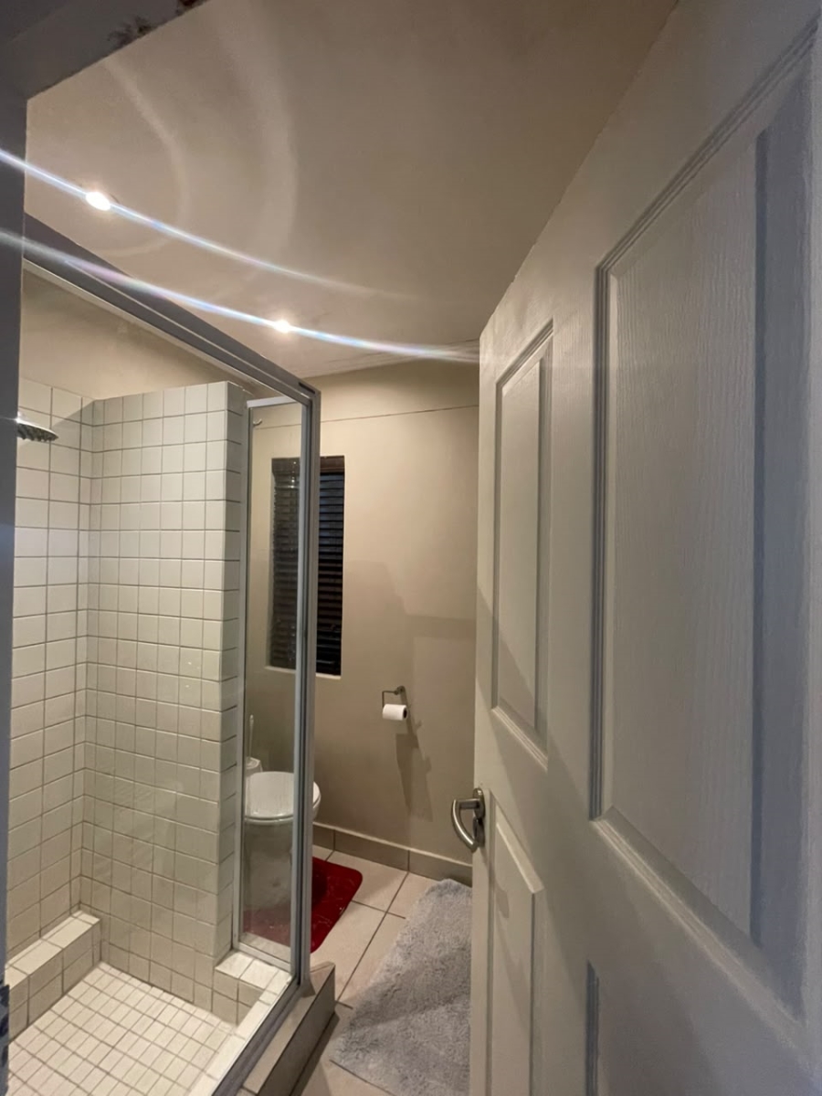 2 Bedroom Property for Sale in Morningside Gauteng