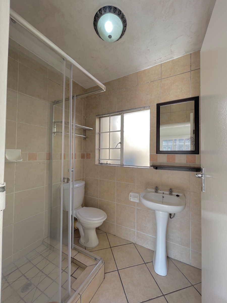 To Let 2 Bedroom Property for Rent in Noordhang Gauteng