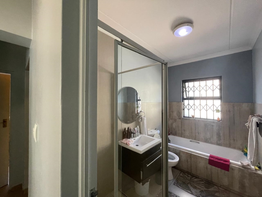 4 Bedroom Property for Sale in Summerset Gauteng