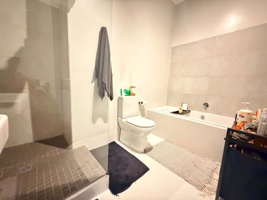 2 Bedroom Property for Sale in Bryanston Gauteng