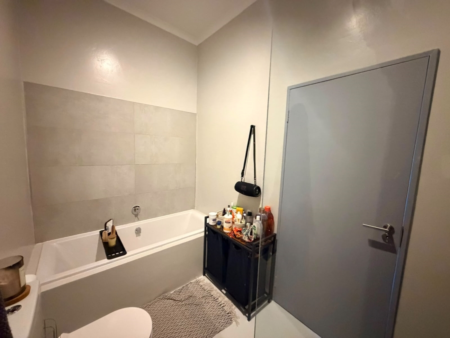 2 Bedroom Property for Sale in Bryanston Gauteng