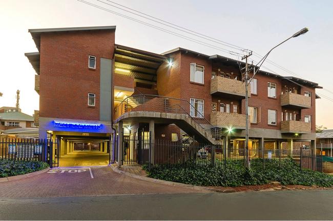 To Let 2 Bedroom Property for Rent in Auckland Park Gauteng