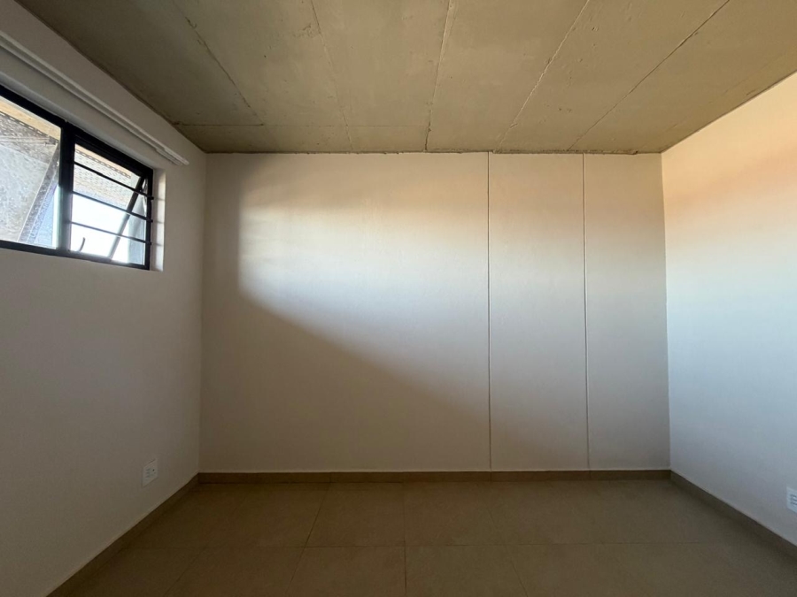 1 Bedroom Property for Sale in Rivonia Gauteng