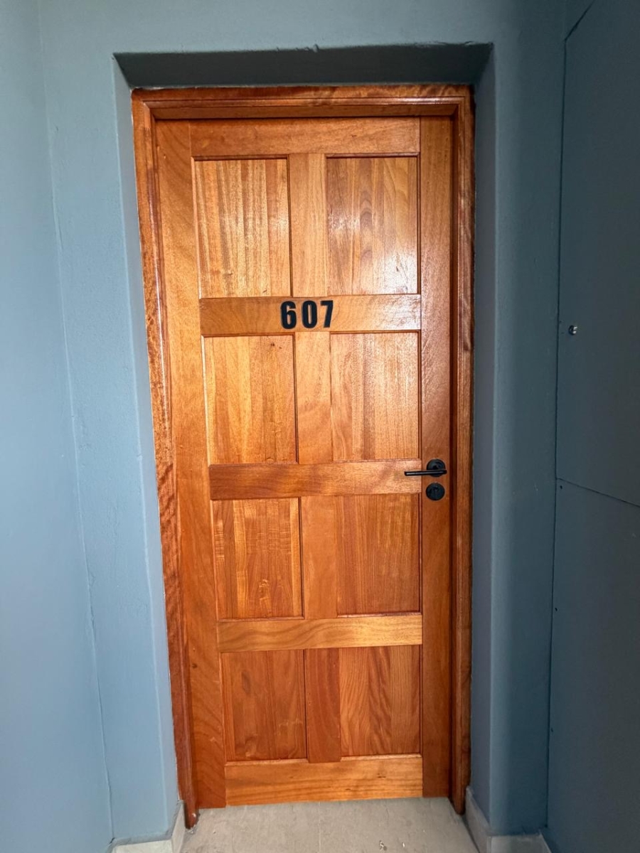 1 Bedroom Property for Sale in Rivonia Gauteng