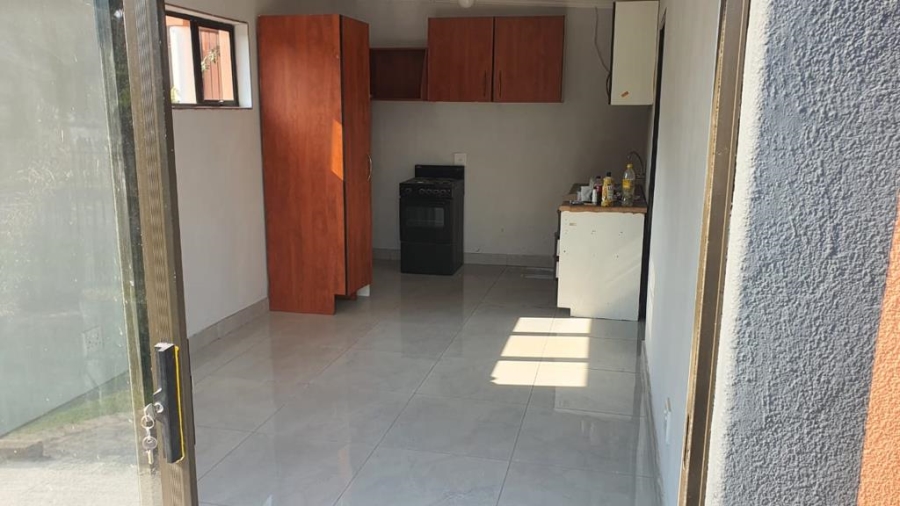 1 Bedroom Property for Sale in The Reeds Gauteng