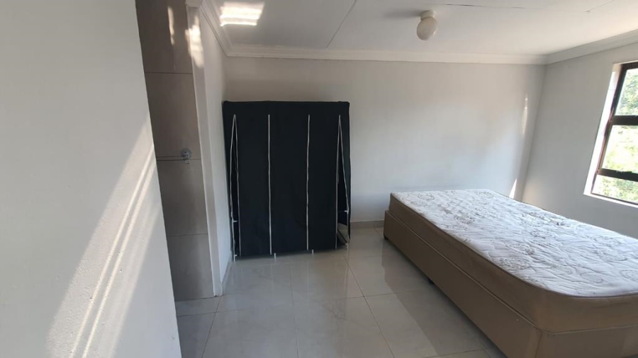 1 Bedroom Property for Sale in The Reeds Gauteng