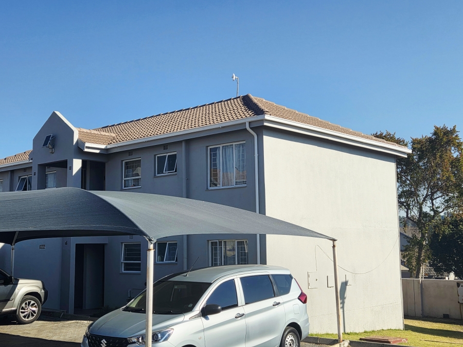 2 Bedroom Property for Sale in Vorna Valley Gauteng