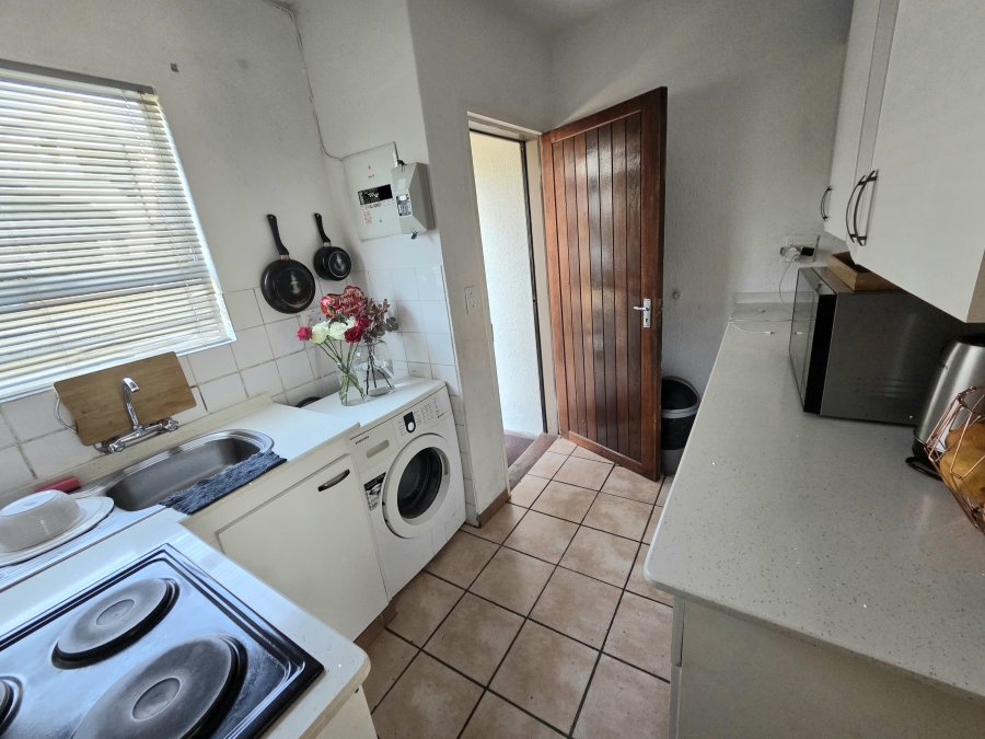 2 Bedroom Property for Sale in Vorna Valley Gauteng