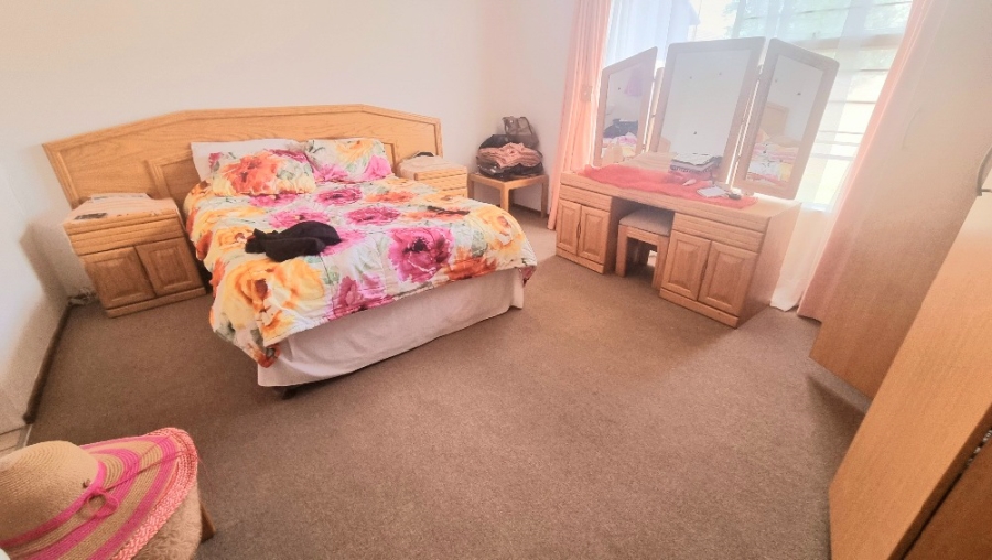 3 Bedroom Property for Sale in Halfway Gardens Gauteng