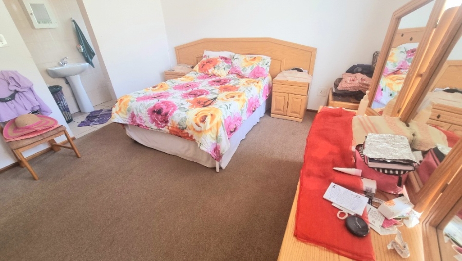 3 Bedroom Property for Sale in Halfway Gardens Gauteng