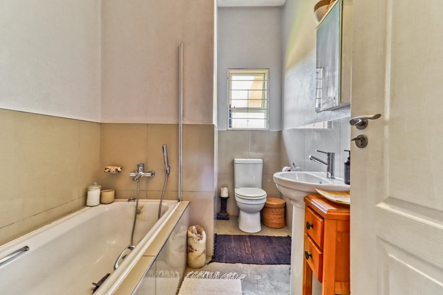 4 Bedroom Property for Sale in Chartwell Gauteng