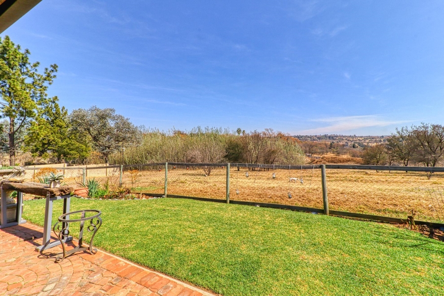 4 Bedroom Property for Sale in Chartwell Gauteng