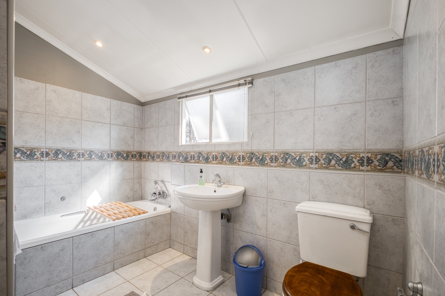 3 Bedroom Property for Sale in Chartwell Gauteng