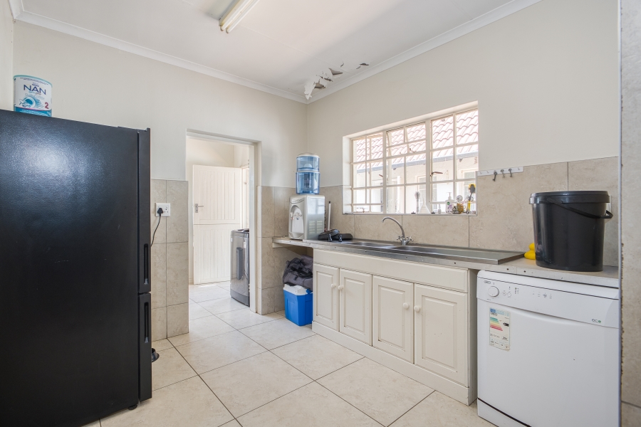 5 Bedroom Property for Sale in Chartwell Gauteng