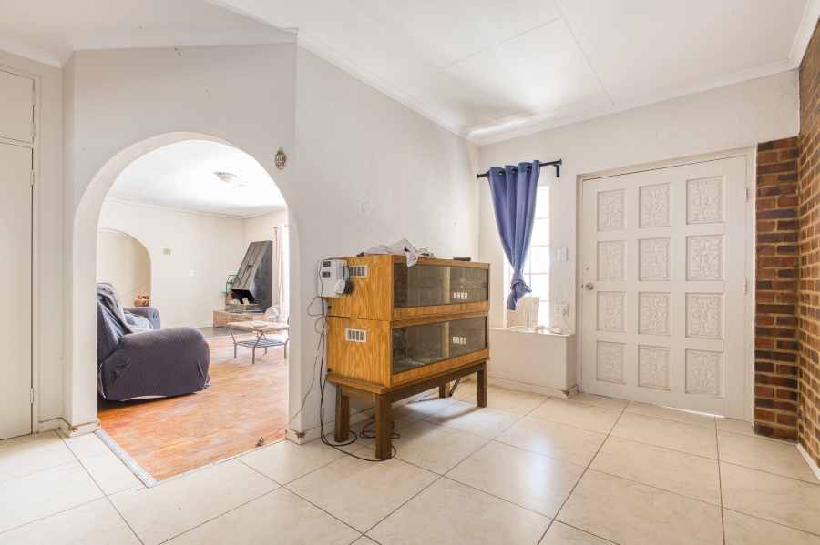 5 Bedroom Property for Sale in Chartwell Gauteng