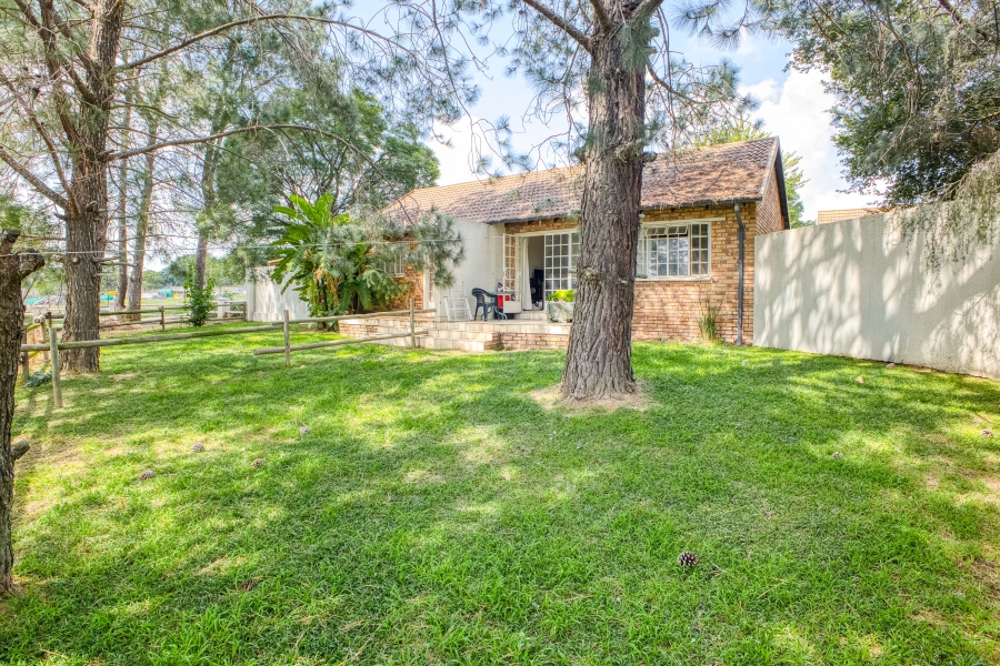 5 Bedroom Property for Sale in Chartwell Gauteng