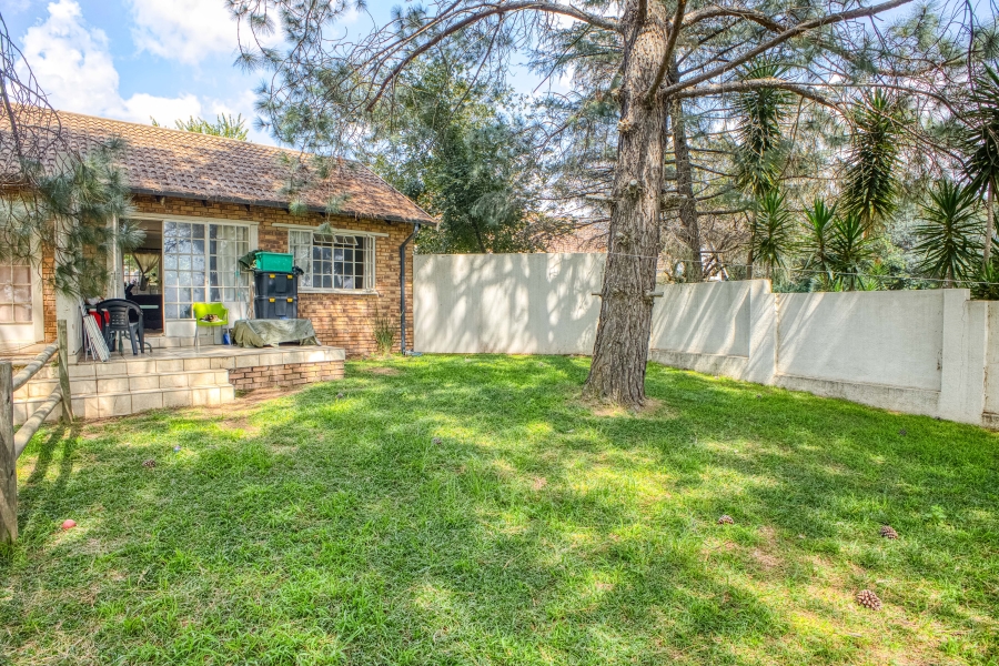 5 Bedroom Property for Sale in Chartwell Gauteng