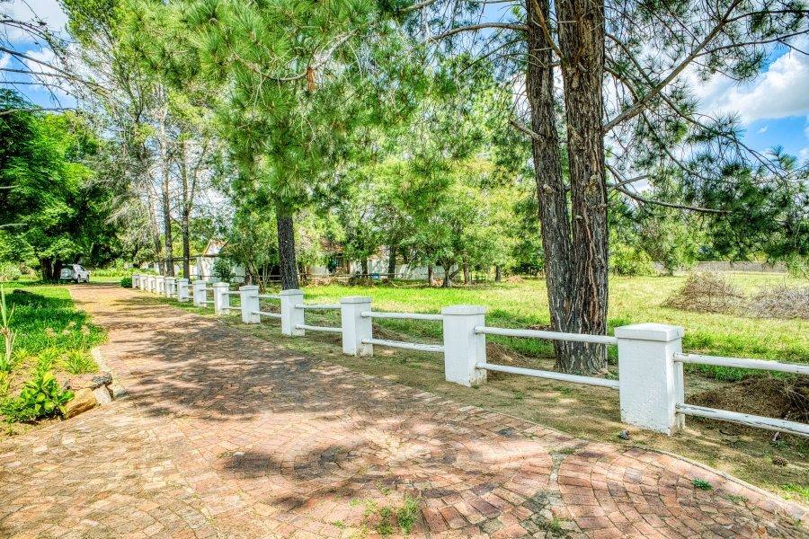 5 Bedroom Property for Sale in Chartwell Gauteng