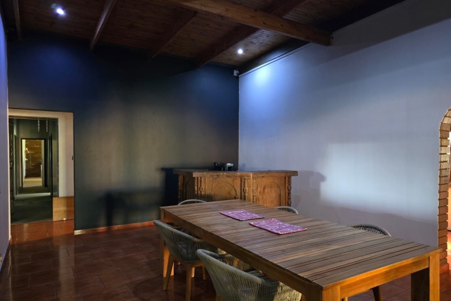 8 Bedroom Property for Sale in Mullerstuine Gauteng